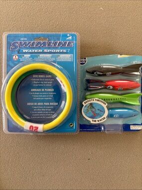 Lot Set of 8 NEW Swim Dive Diving Rings Torpedoes Torpedo Beasts Pool Toys